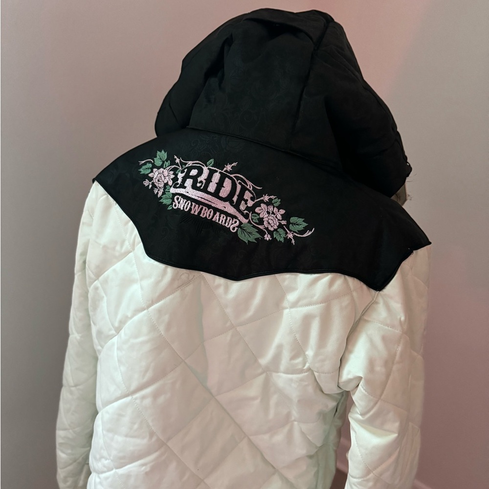 Ride Snowboard Jacket - Picture 3 of 4